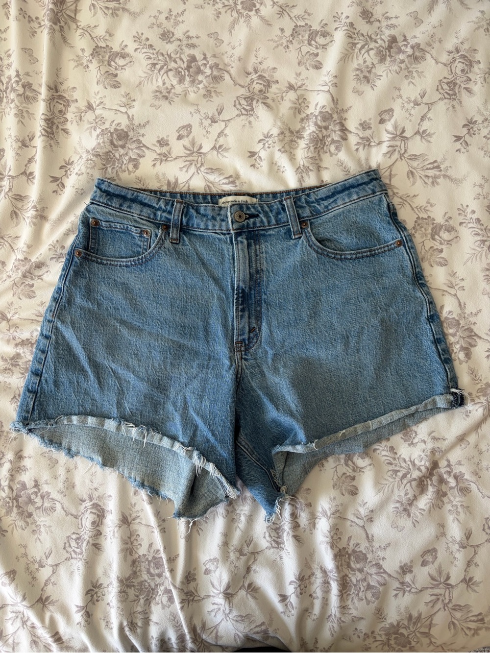A&F Dad Short Curve Love
